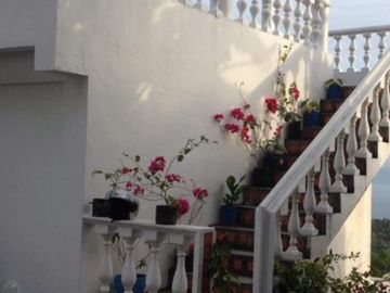 PRIME LOCATION HOUSE FOR SALE AND FOR RENT IN TAGAYTAY