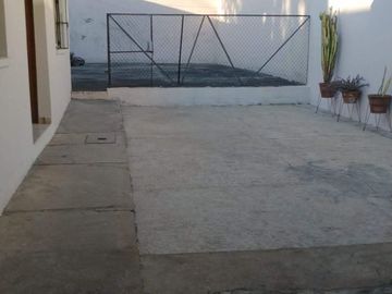 Venta casa de una planta en chapultepec sur con amplio terreno de 315 m