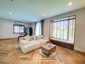 Semi-detached house for sale, Detached house style, corner house, quiet, private, no traffic coming in and out, very new condition, COMO Bianca Bangna