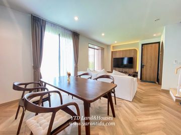 Semi-detached house for sale, Detached house style, corner house, quiet, private, no traffic coming in and out, very new condition, COMO Bianca Bangna