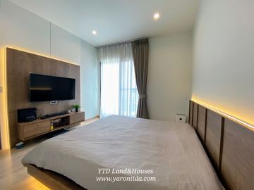 Semi-detached house for sale, Detached house style, corner house, quiet, private, no traffic coming in and out, very new condition, COMO Bianca Bangna