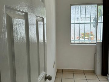 VENTA DE CASA EN FRACC. BANUS RESIDENCIAL, TLAJOMULCO