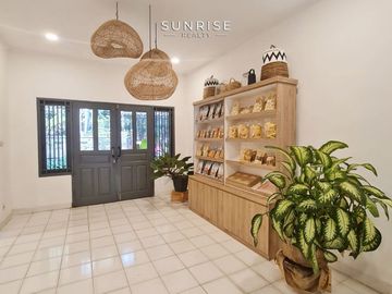 Rumah Cantik Dgn S.Pool di Gandaria Kebayoran Baru, Jakarta Selatan