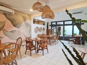 Rumah Cantik Dgn S.Pool di Gandaria Kebayoran Baru, Jakarta Selatan