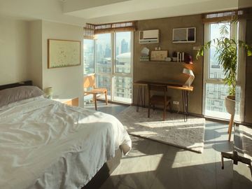 GOOD DEAL: Fully-furnished 1BR in San Lorenzo Place, Makati