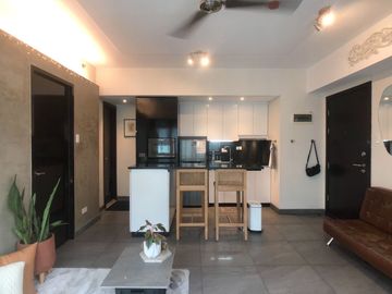 GOOD DEAL: Fully-furnished 1BR in San Lorenzo Place, Makati