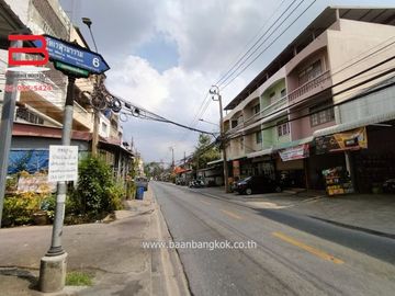 บ้านเดี่ยว ชุมชนจักรพงษ์ (ซ.วัดเวฬุวนาราม 6) เนื้อที่ 76 ตรว. ถนนวัดเวฬุวนาราม เขตดอนเมือง กรุงเทพฯ
