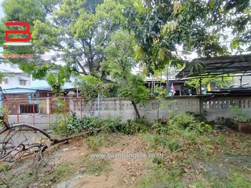 บ้านเดี่ยว ชุมชนจักรพงษ์ (ซ.วัดเวฬุวนาราม 6) เนื้อที่ 76 ตรว. ถนนวัดเวฬุวนาราม เขตดอนเมือง กรุงเทพฯ