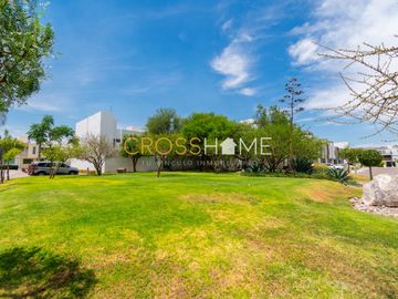 Excelente casa en venta en Cañadas de Lago en condominio