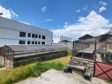 Venta o renta de propiedad sector colegio Einstein Carcelen