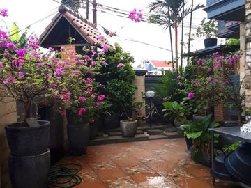 Rumah Hook Dijual di Komplek Perumahan Griya Kencana, Ciledug