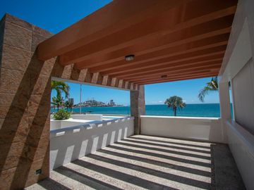 Condomonio con vista al mar en Torre Azul, Mazatlan, Sinaloa