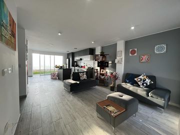 Se Vende Casa De 2 Pisos + Azotea En Hermoso Condominio