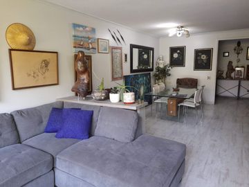 Se Vende departamento 3 D, 3 B, Estacionamiento y bodega, piscinas. Condominio Bosques de la Pirámide, Huechuraba