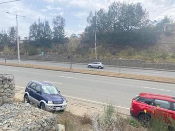 Oportunidad terreno en venta 8.000m2 con frente a la Autopista Descanso - Azogues