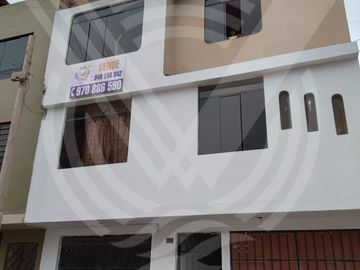 OCASIÓN: CASA DE TRES PISOS EN SAN MARTIN DE PORRAS