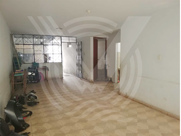 OCASIÓN: CASA DE TRES PISOS EN SAN MARTIN DE PORRAS