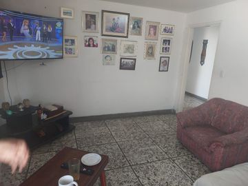 VENTA APTO PISO 23- TORRE ARISTI - EXCELENTE Y HERMOSA VISTA.