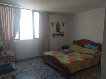 VENTA APTO PISO 23- TORRE ARISTI - EXCELENTE Y HERMOSA VISTA.