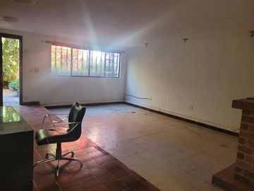 ATENCIÓN INVERSIONISTA. VENTA PROPIEDAD CERCA DE ZONA DE HOSPITALES H/3/40