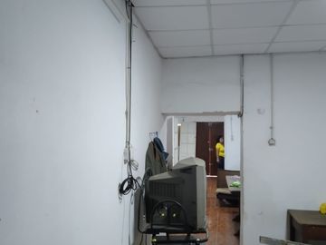 La Union, Remato Casa Como Terreno en Zona Comercial - Trujillo La Libertad