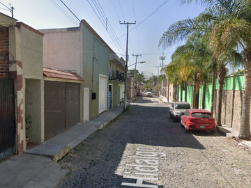 GRAN OPORTUNIDAD CASA EN “SANTA MARÍA TEQUEPEXPAN, SAN PEDRO TLAQUEPAQUE, JAL.