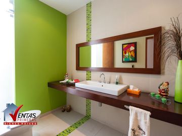 VENTA CASA INDEPENDIENTE EN LA MOLINA, RINCONADA DEL LAGO