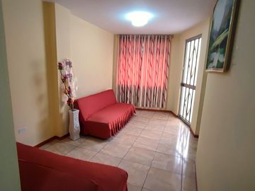 VENTA CASA 2 PISOS A.T(154 M2) ALT. AV EL SANTUARIO, URB VILLA MANGOMARCA