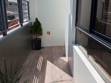 120sqm House and lot For sale (Ready For Occupancy) with 5 Bedrooms 4 Bathrooms 1 Garage in Greenwoods Pasig City (PH2822)