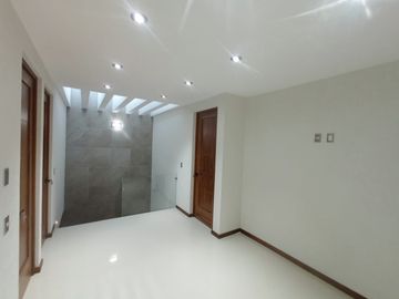 CASA RESIDENCIAL, EN ALTOZANO