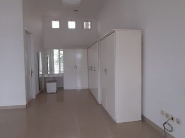 Rumah Super Luas Area Puri Mutiara, 250 Meter Ke Jalan Raya Utama