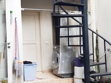 Rumah Dijual 2 Lantai di Dekat Mall Summarecon Serpong