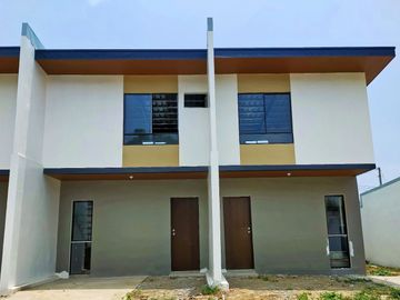 7.5% Discount, 2.5% Downpayment payable in 3 months for Ready For Occupancy Townhouse Unit @ Amaia Scapes Bauan
