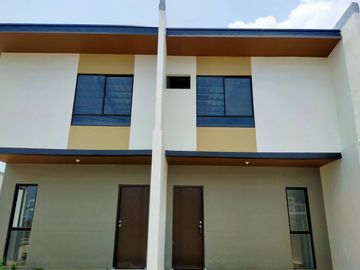 7.5% Discount, 2.5% Downpayment payable in 3 months for Ready For Occupancy Townhouse Unit @ Amaia Scapes Bauan