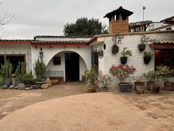 CASA DE CAMPO EN PACHACAMAC