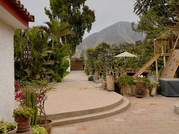 CASA DE CAMPO EN PACHACAMAC