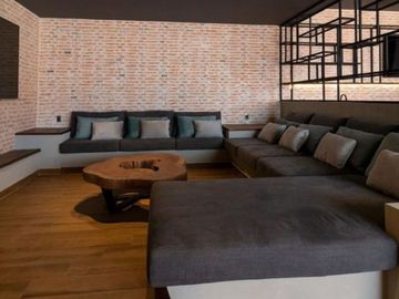 Condominio con terraza amplia, cuarto de servicio con baño completo, cuarto de tv, Gimnasio,  Alberca, pre-construccion Zibata, Queretaro.