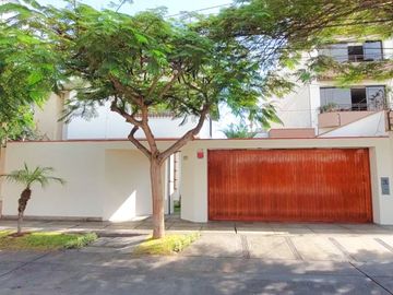 Hermosa Casa En Tambo De Monterrico