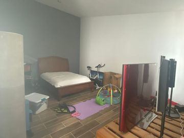 CASA EN VENTA EN LA MAGISTERIAL