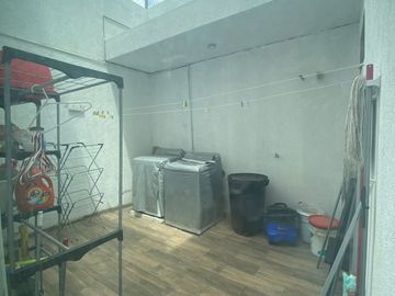 CASA EN VENTA EN LA MAGISTERIAL