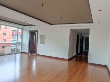 DEPARTAMENTE EN VENTA (POR ESTRENAR), SECTOR GONZALEZ SUAREZ, $253.500