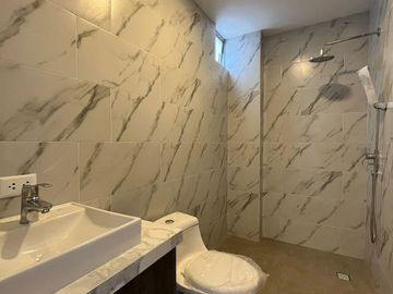 Casa en venta en la Urb. Graciela Eguiguren
