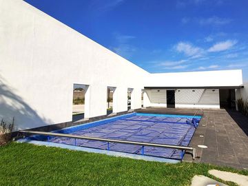 CASAS EN PRE-VENTA CON MUY BUENA DISTRIBUCIÓN