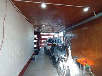 Los Fundadores, Casa de 90 MT2 $ 140.000.000.