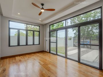 Manila Southwoods 5BR for Sale