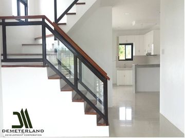 5Bedroom Accessible Single Detached House and Lot near Tanauan City Exit