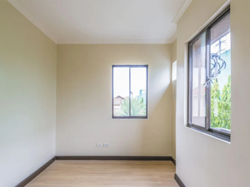 RFO House and Lot in Bacoor