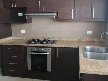 OPORTUNIDAD CASA AMPLIA 260m2 3 HABITACIONES SAN JUAN CUMBAYA