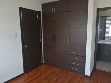 OPORTUNIDAD CASA AMPLIA 260m2 3 HABITACIONES SAN JUAN CUMBAYA