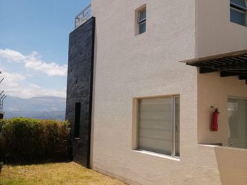 OPORTUNIDAD CASA AMPLIA 260m2 3 HABITACIONES SAN JUAN CUMBAYA